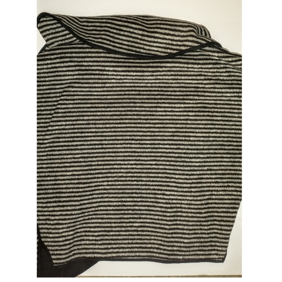 OOAK Fuzzy Stripe Poncho Cape Warm Thing - Picture 8 of 8